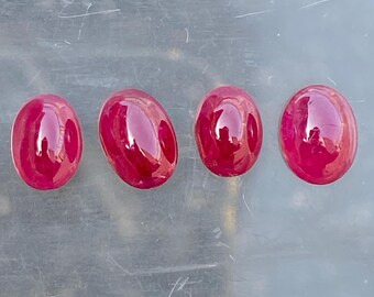 100% geaarde natuurlijke robijn cabochon onverwarmde robijn ovaal 8 x 6 mm cabochon 4-delig kavel uit Tanzania-mijnen 8,26 kt. Geen behandeling robijnrode edelsteen