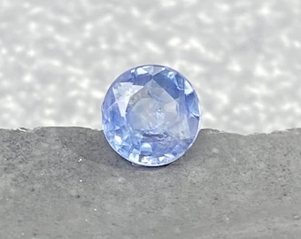 Natuurlijke Kasjmir-saffier: 0,59 kt ronde blauwe edelsteen