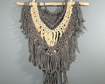 Macramé Wall Hanging Woven Wall Hanging, Wall Decor Living Room Décor Housewarming gift, Wedding Gift Unique Gift