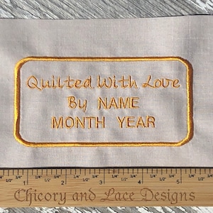 Embroidered Quilt Label WITH border/1-50 characters, Personalized Quilt Tags, Personalized Fabric Embroidery Label, Gift Tag, Customized