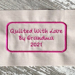 Embroidered Quilt Label WITH border/1-50 characters, Personalized Quilt Tags, Personalized Fabric Embroidery Label, Gift Tag, Customized image 2