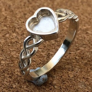 925 Sterling Silver Ring Blank, Heart  8mm Resin Tray , Memorial, Keepsake, Ashes, New Born