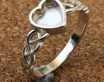 925 Sterling Silver Ring Blank, Heart  8mm Resin Tray , Memorial, Keepsake, Ashes, New Born