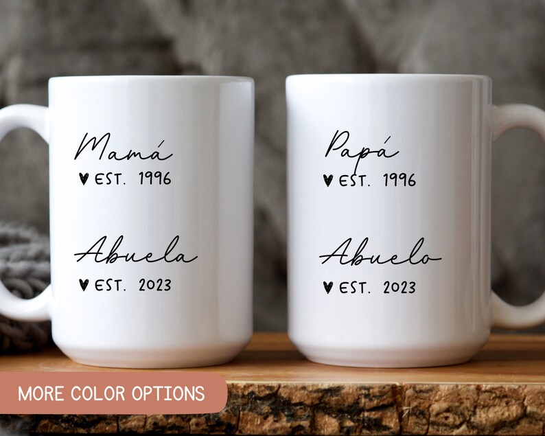 Abuela y abuelo Grandparent Baby Reveal Spanish Pregnancy Announcement Abuelitos Pregnancy anuncio de bebé Announcement Anuncio de embarazo All white 15 oz