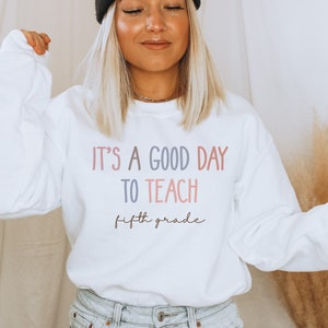 Fifth Grade Teacher Gift, Fifth Grade Teacher Sweatshirt, 5th Grade Teacher Crewneck, Gift for 5th Grade Teacher, Teacher Appreciation Gift