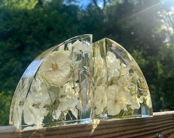 Wedding Bouquet Preservation|Wedding Flower bookends|Wedding gift|Dried Flower Bookends|Resin keepsakes|Memorial Flowers