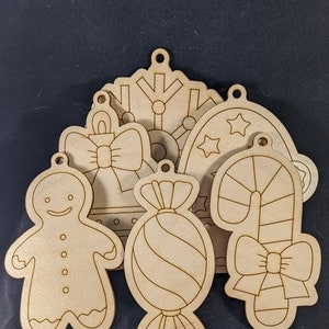 Wooden DIY Christmas Ornaments Paint Kit 6 Pack
