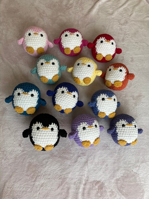 Rose and Lily Amigurumi: Crochet Chubby Penguin - Free Crochet Pattern