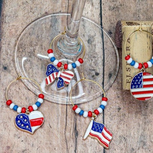 4th of July Wine Charms / Memorial Day Wine Charms / American Flag Charms / set of 4 / Wine Stem Charms