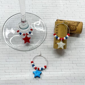 4th of July Wine Charms / Memorial Day Wine Charms / Red, White, and Blue Charms / set of 3 / Resin Wine Stem Charms