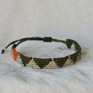 Woven minimalist bracelet, Handwoven textile jewelry, Gift for woman, Boho bracelet, Woven gold bracelet, Friendship bracelet, Weaving,