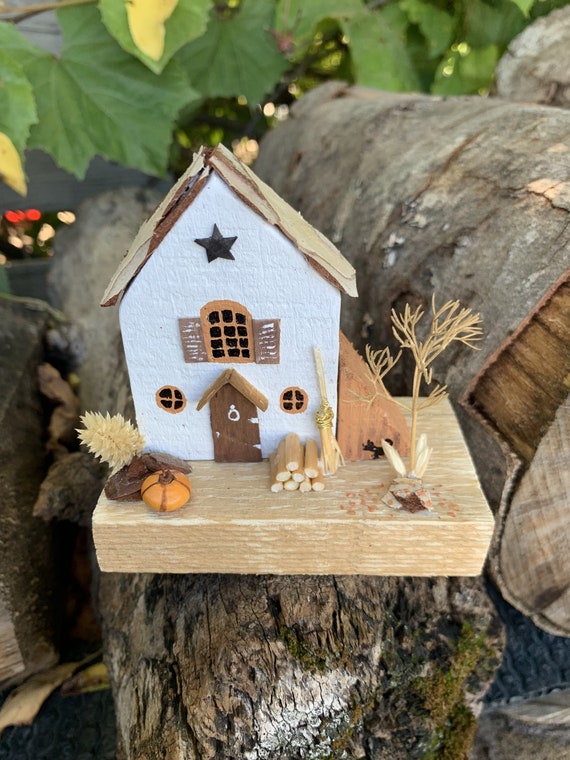 Autumn Driftwood Houses, Little Wooden House, Autumn Decor, Fall Decor,  Autumn Pumpkin Cottage, Driftwood Cottage, New Home Gift, Miniature 