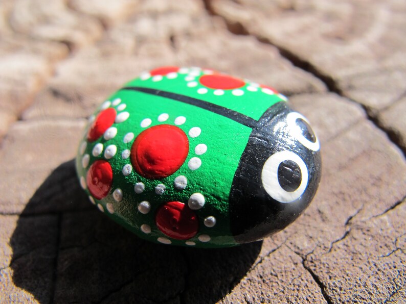 Set of 3 Ladybug Rocks-painted Rocks-pet Rocks-fairy - Etsy