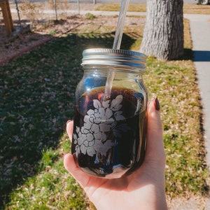 Etched Flower Glass Mason Jar Drinkware with lid and straw