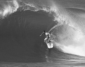 Vintage Photo of Surfer Andy Irons Surfing in the Pipeline Masters Surf  Contest in Hawaii. Digital Download, Printable Photo Art