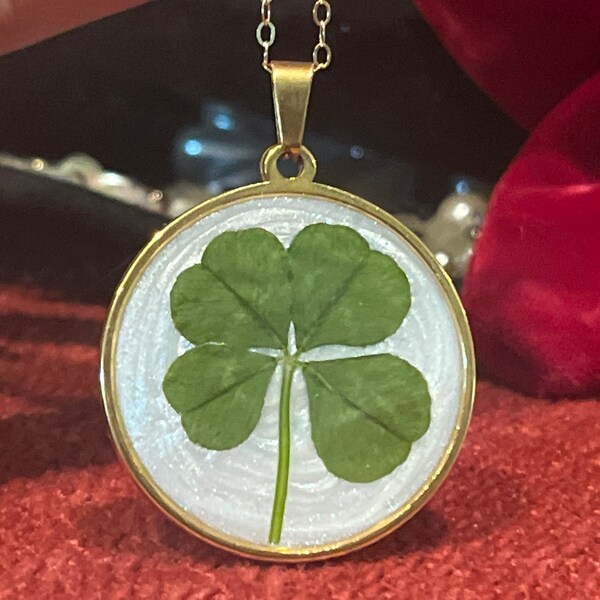 Real Four Leaf Clover Necklace - Etsy