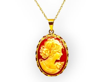 14K Gold Victorian Conch Shell Cameo Necklace - Intricate Woman Portrait with Flower Detail