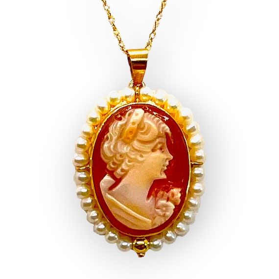 Buy 14K Gold & Pearl Conch Shell Camaeo Pendant With 14K Gold 18 