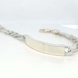 Men&#39;s Sterling Silver Figaro 3+1 ID Bracelet 8&quot;