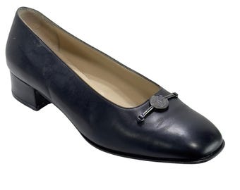 Vintage SALVATORE FERRAGAMO Women's Shoes Black Leather Block Heels Size 7