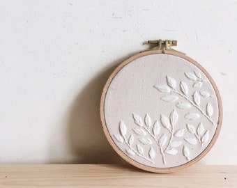 Floral embroidery pattern + video tutorial, beginner embroidery PDF pattern, botanical embroidery designs