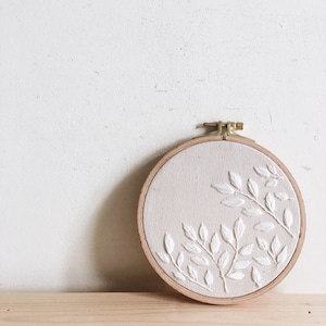 Floral embroidery pattern + video tutorial, beginner embroidery PDF pattern, botanical embroidery designs