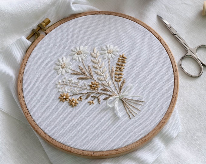 Blush Florals Embroidery Pattern. Beginner Embroidery. PDF Embroidery