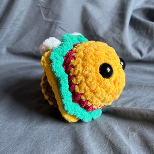 Ham-Bee-Ger Crochet Pattern PDF image 2