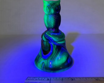Boyd glass owl bell #5 vacation swirl made on 6-25-82 glows amazing !