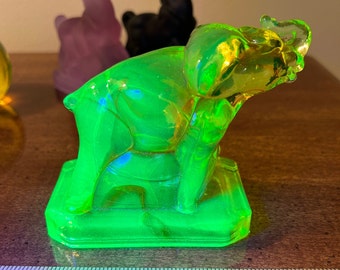 Boyd glass Zach the elephant orange glow