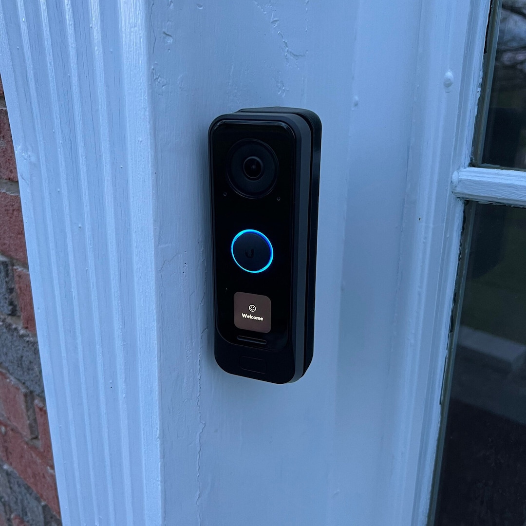 Angled Mount for Ubiquiti Unifi Protect G4 PRO Doorbell Camera