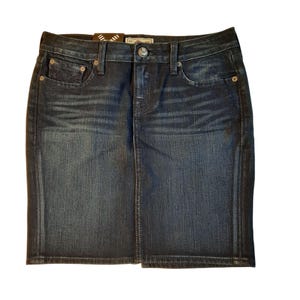 NWT Women&#39;s Denim Skirt SIze 29