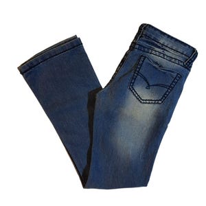 NWT Women&#39;s  Wide Flare Jeans Size 5