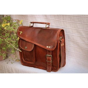 Personalized Vintage Leather Messenger Bag Ghent, Briefcase for Men and Women Brown, Personalised Groomsmen Gifts image 4