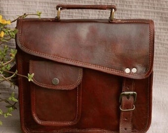 Personalized Vintage Leather Messenger Bag Ghent, Briefcase for Men and Women - Brown, Personalised Groomsmen Gifts
