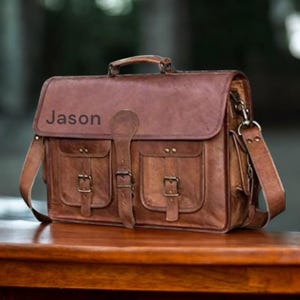 Porte-documents personnalisé en cuir pour ordinateur portable pour ordinateur portable, sac de projet bandoulière monogramme pour ordinateur, cadeaux personnalisés pour garçons d'honneur
