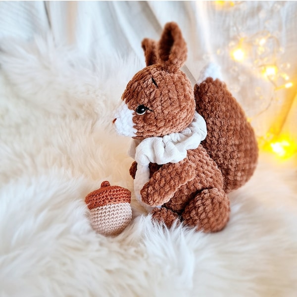 Amigurumi crochet pattern - Squirrel Hazel - english - PDF