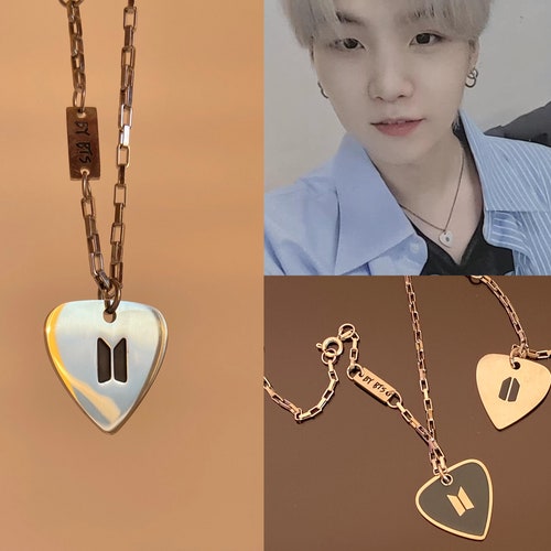 BTS SUGA ユンギ GUITAR PICK NECKLACE ブラック