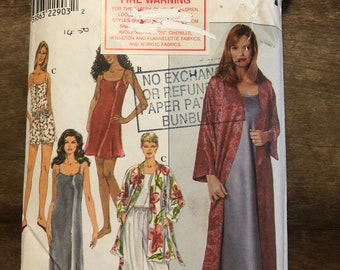 Lincraft 1001 Sewing Pattern Girl/'s Dress And Romper Size 0.5-4 Uncut Factory Folded