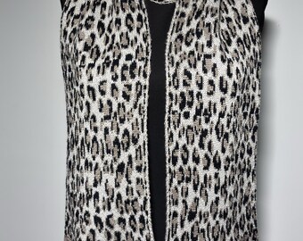 Leopard Merino Wool Scarf – Handmade Knit Winter Scarf
