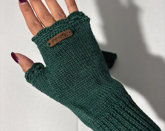 Guanti di lana senza dita lavorati a maglia: scaldamuscoli verdi all'uncinetto