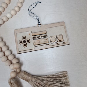 Ornement de carte-cadeau Old School Controller - FICHIER NUMÉRIQUE