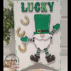 St. Patrick&#39;s Pendant Door Hanger - Adjustable size -DIGITAL FILE