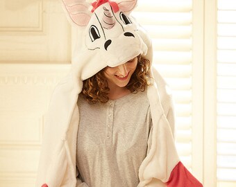 hooded fleece blanket with sleeves