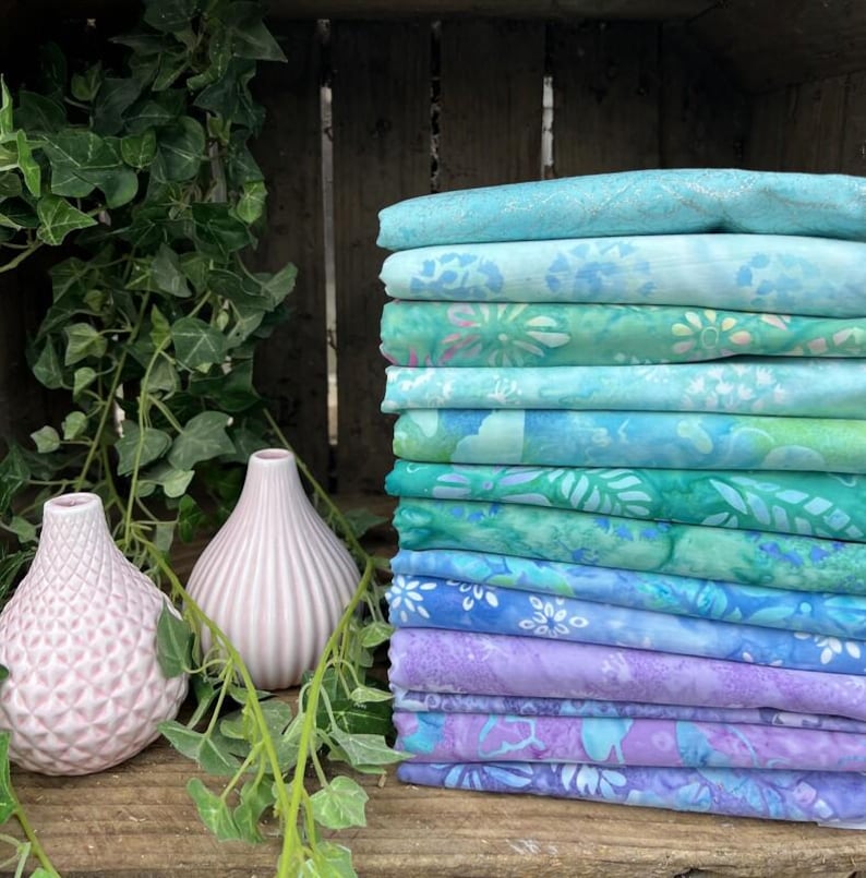 Dancing Dragonflies Quilt Kit by Jacqueline De Jonge of Becolourful - Etsy