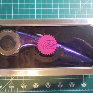 Tula Pink Hardware, Rotary Cutter, Replacement Blades, Curved Snips. Seam Ripper, 6&quot; Straight Scissors