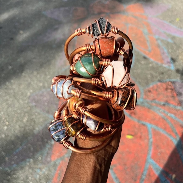 Copper bangle with stone