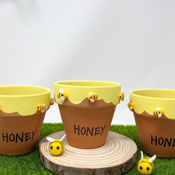 Winnie the Pooh Terra Cotta Hunny Pots Centerpieces Party Favors for Birthdays, Baby Showers, Kitchen Bee Decor