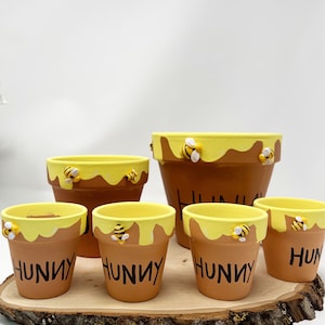 Winnie the Pooh Terra Cotta Hunny Pots Centerpieces Party Favors for Birthdays, Baby Showers, Honey Painted Clay Pots , Bee Centerpieces