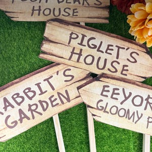 Winnie the Pooh baby shower signs , Classic Bear Party Signs , Pooh Bear Party Signs